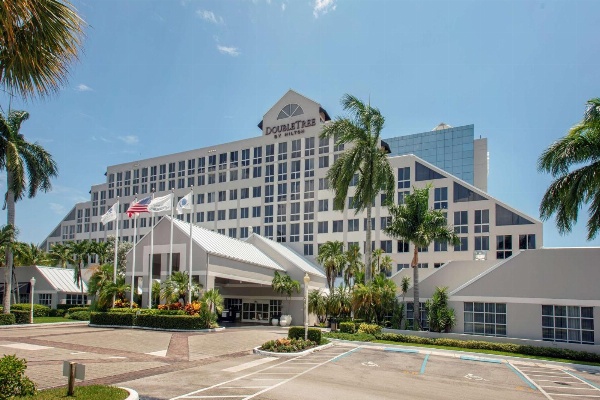 DoubleTree By Hilton Deerfield Beach Boca Raton image 2